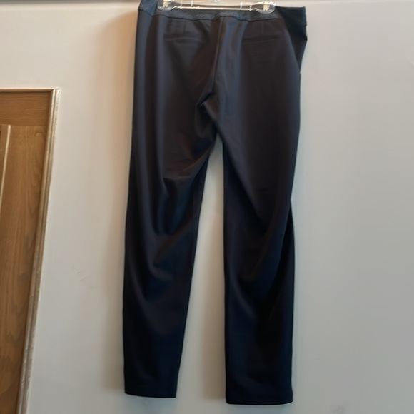 Pull on dress pants - Picture 2 of 4